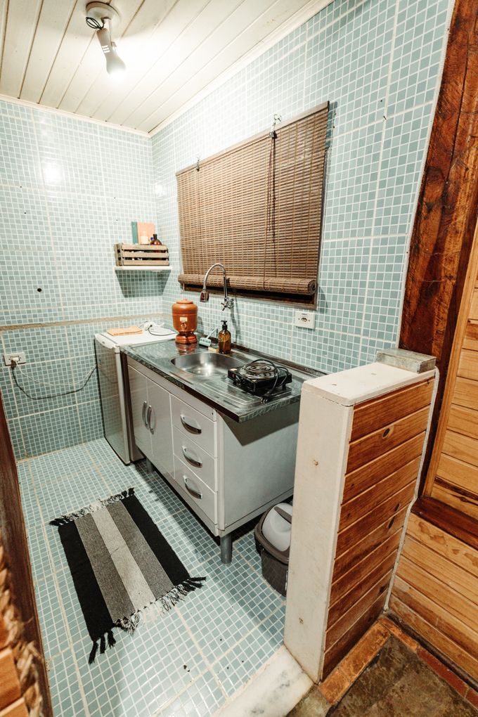Small apartment kitchen and sink
